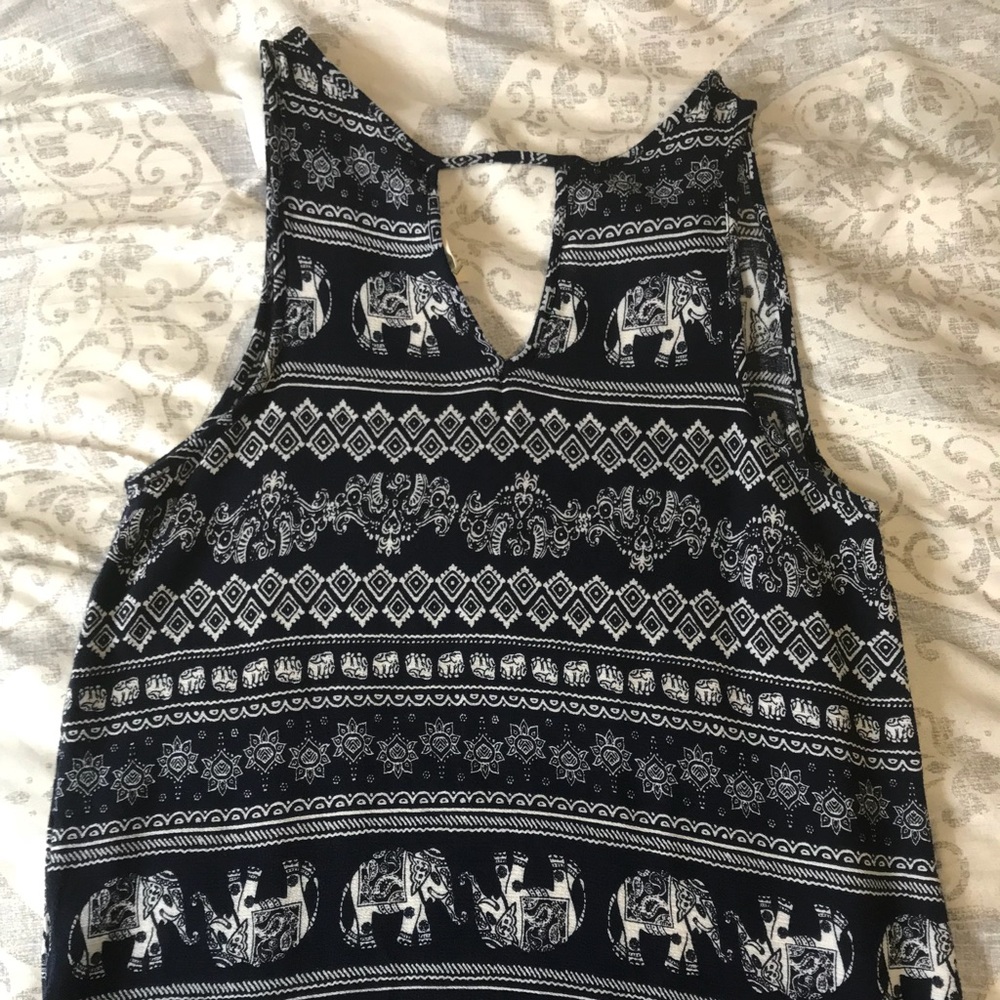 Tank - Picture 2 of 2